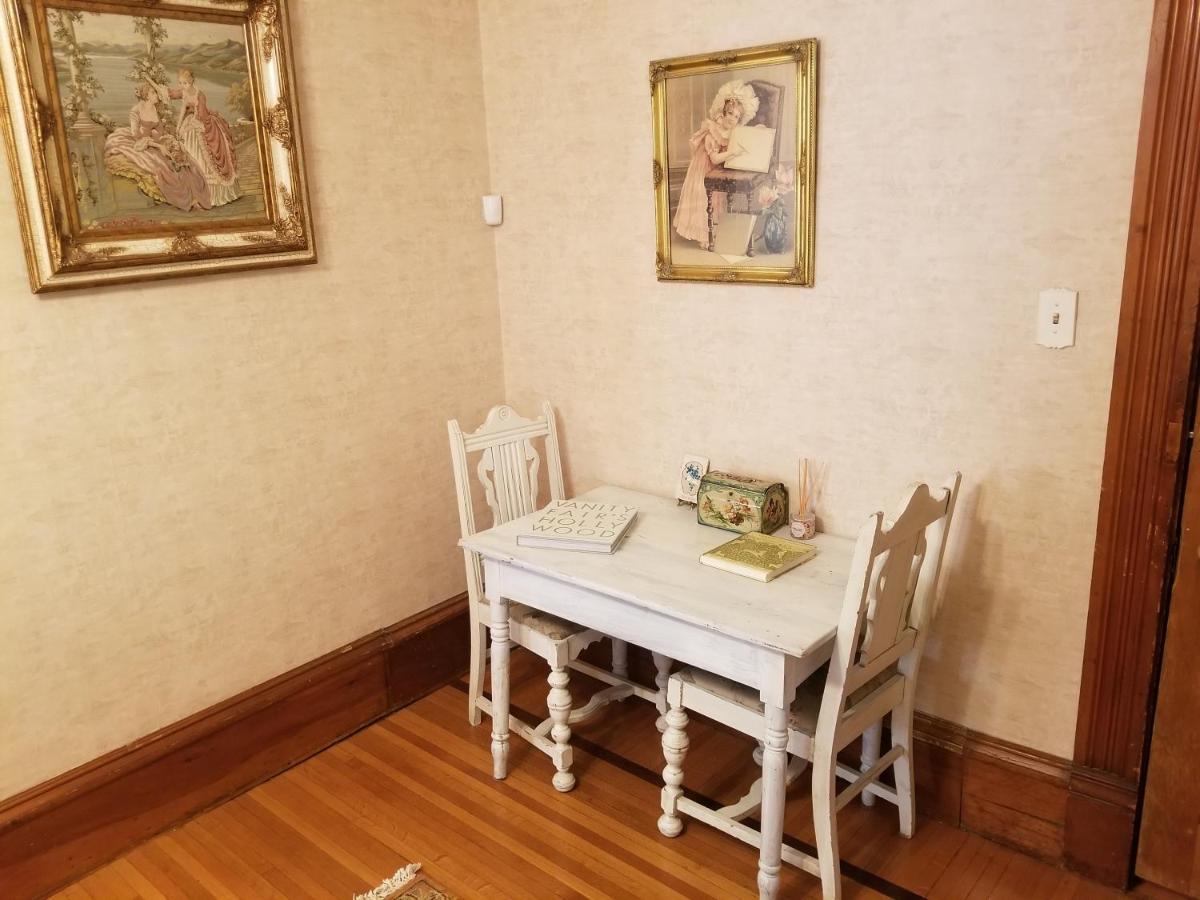סו פולס Historic Victorian Inn מראה חיצוני תמונה