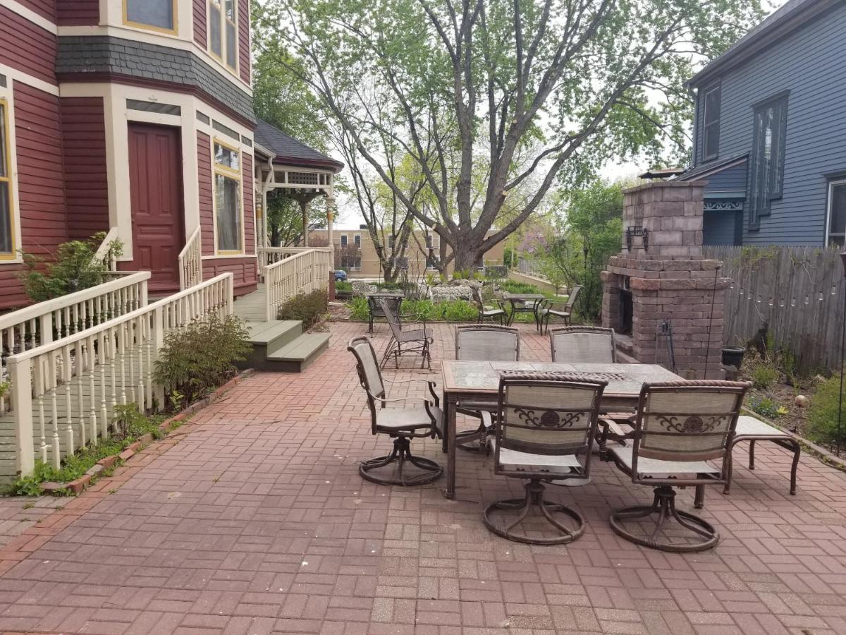 סו פולס Historic Victorian Inn מראה חיצוני תמונה
