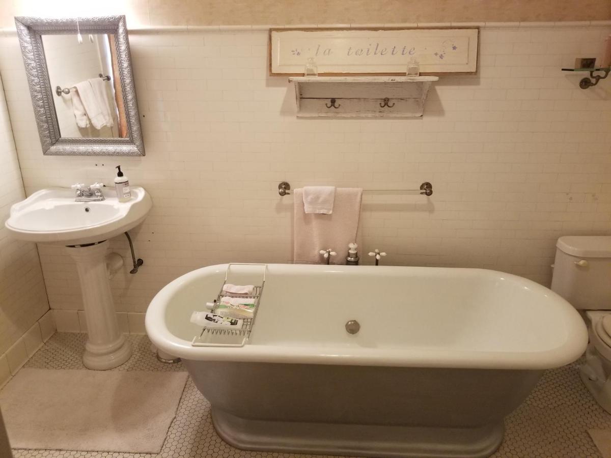 סו פולס Historic Victorian Inn מראה חיצוני תמונה