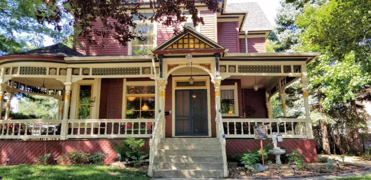 סו פולס Historic Victorian Inn מראה חיצוני תמונה